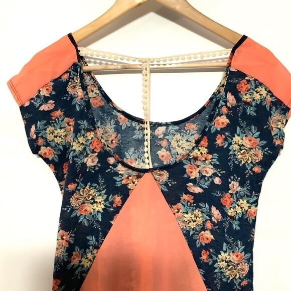 Rue 21 floral peach blue lace XS - Picture 7 of 7